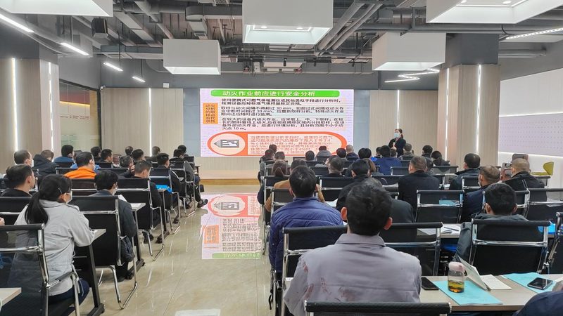 教学方法是师资教学能力的重要体现。家长可以从以下几个方面考察：