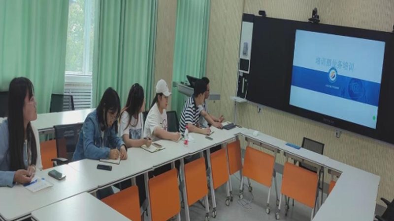 教学质量是选择少儿英语培训机构的关键因素。以下是一些考察教学质量的方法：