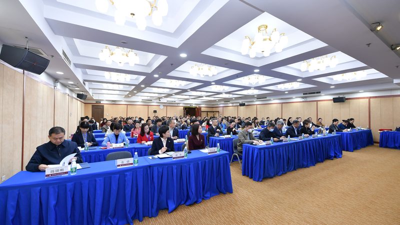 小标题：技能培训，选择学校的核心要素
